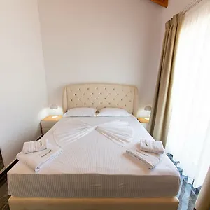 Santa Oliva Ksamil