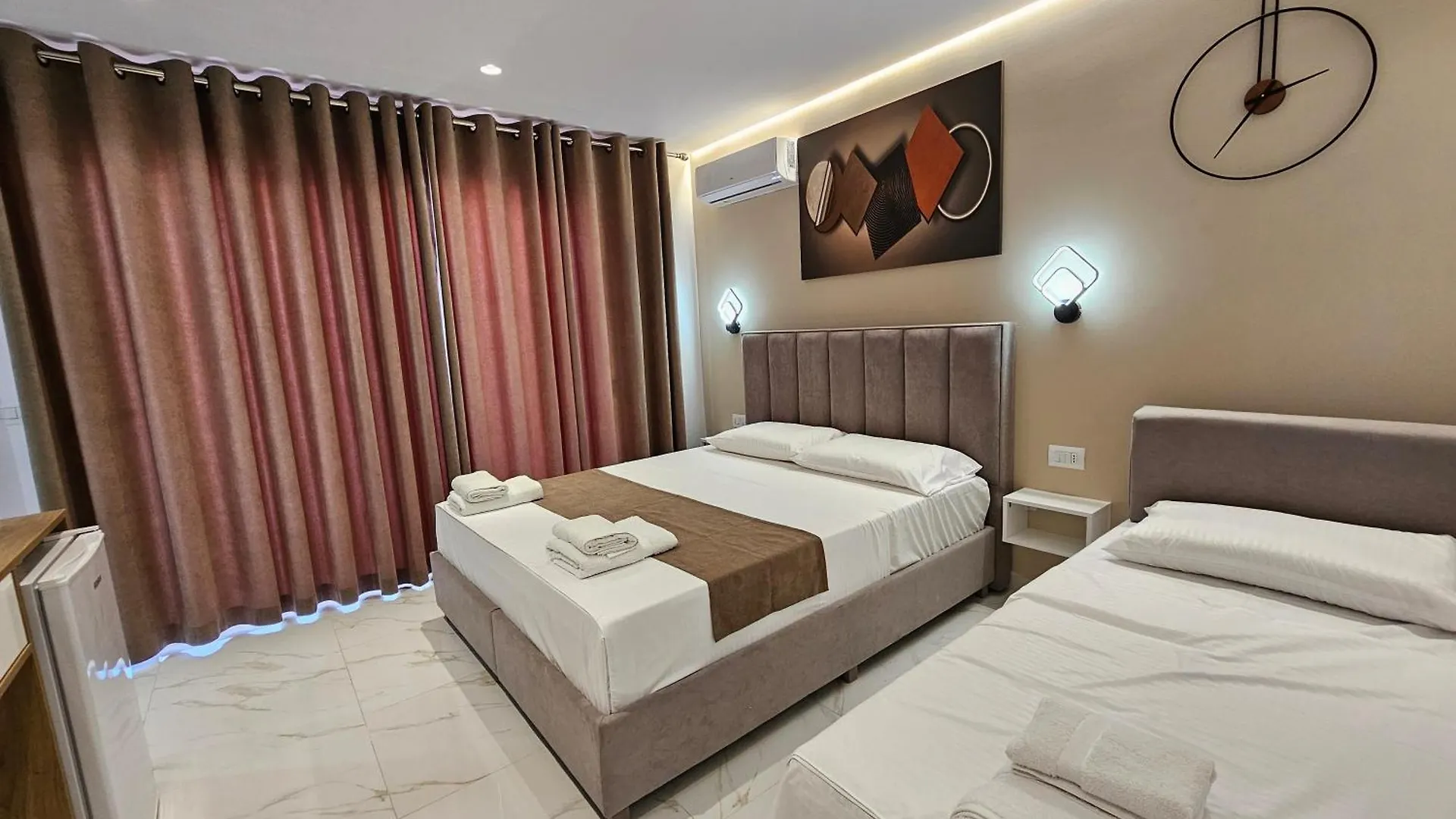 Apartments Veliaj Ksamil