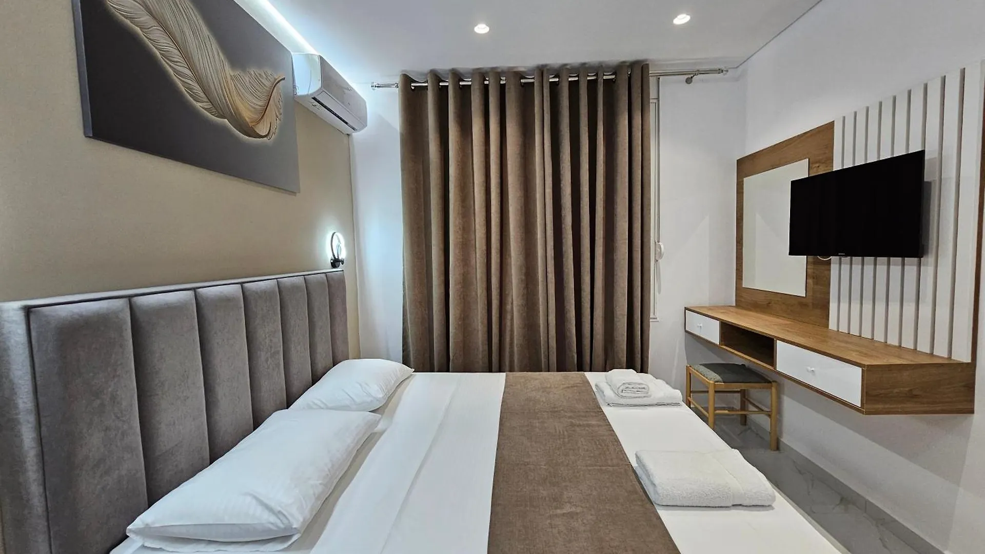Apartments Veliaj Ksamil